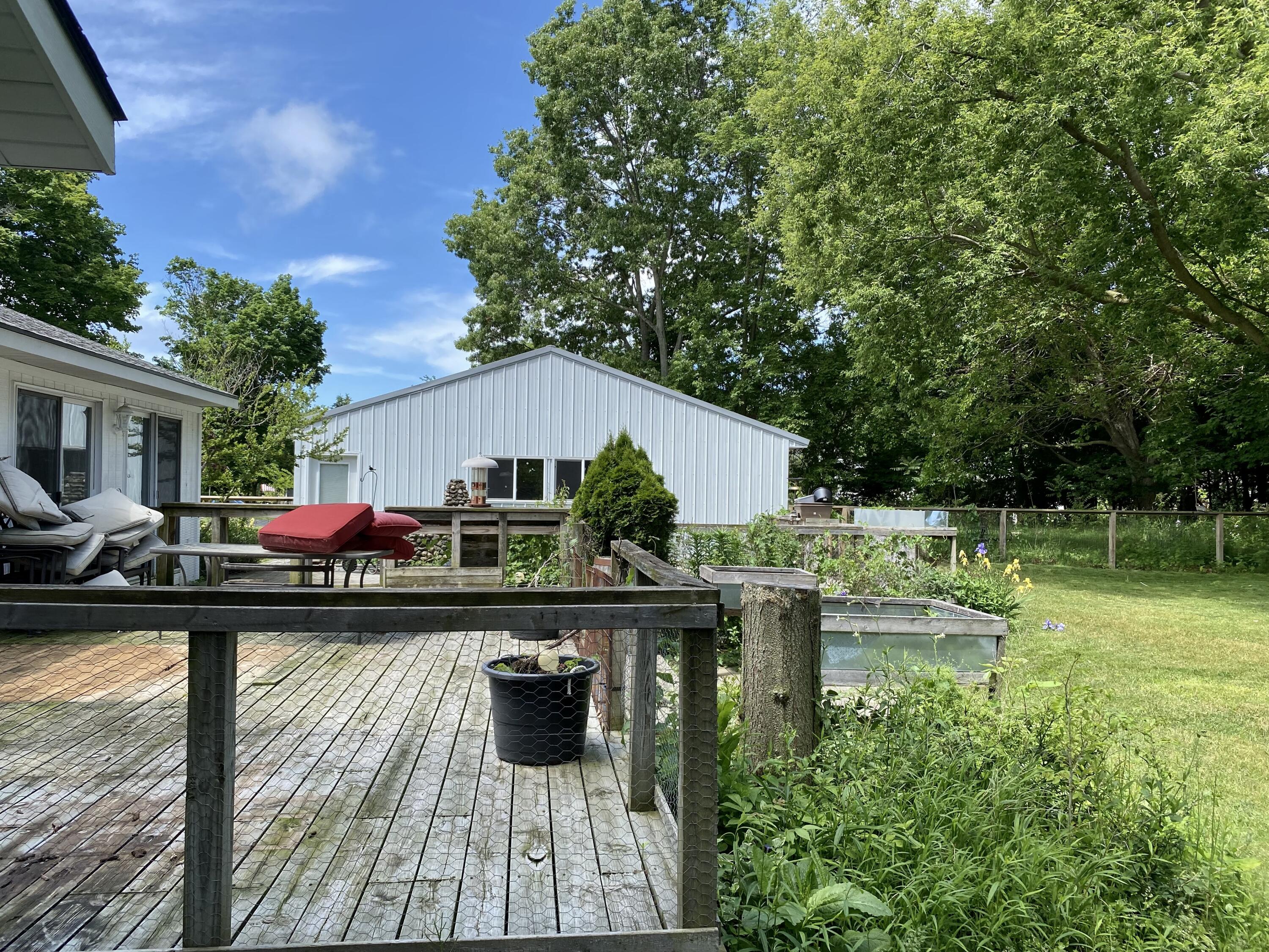 78 W Wiley Road