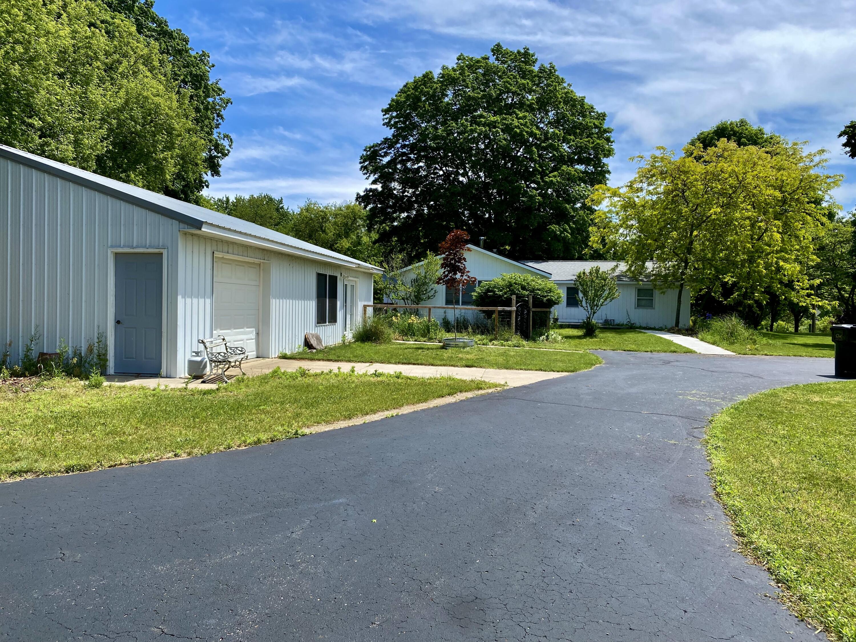 78 W Wiley Road