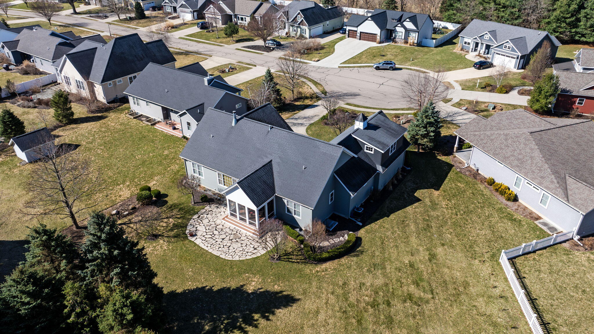 343 Parkside Lane