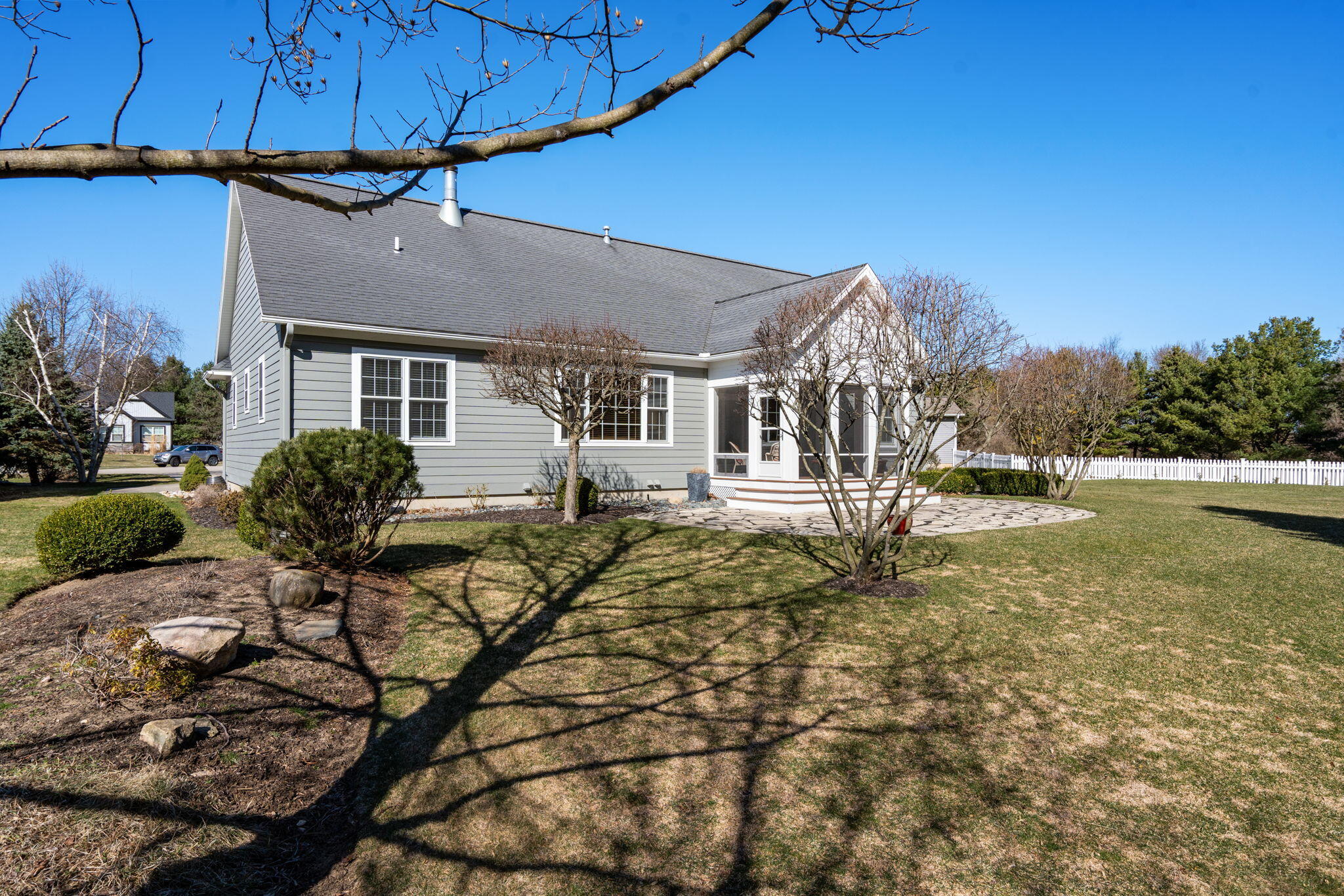 343 Parkside Lane