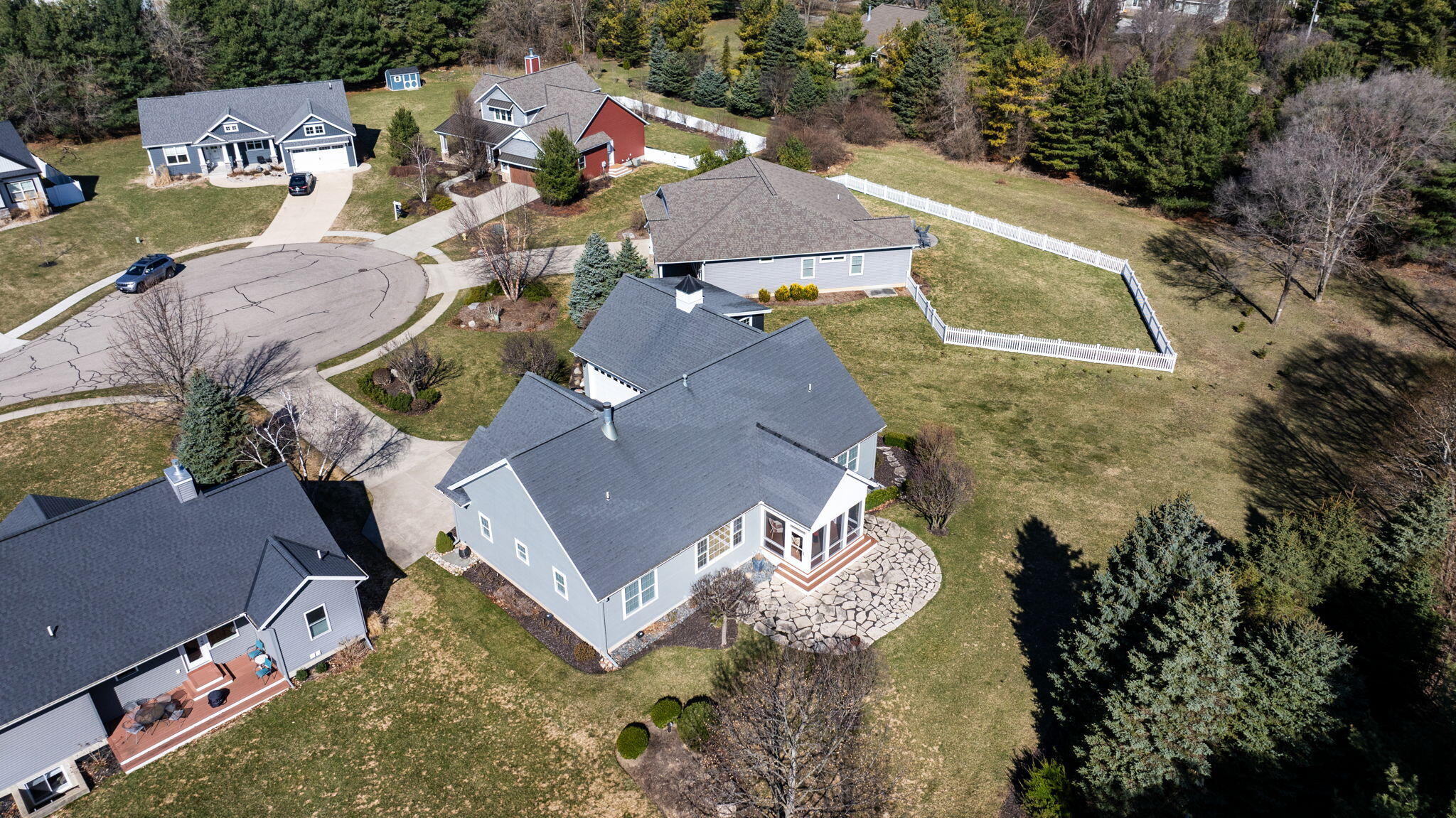 343 Parkside Lane