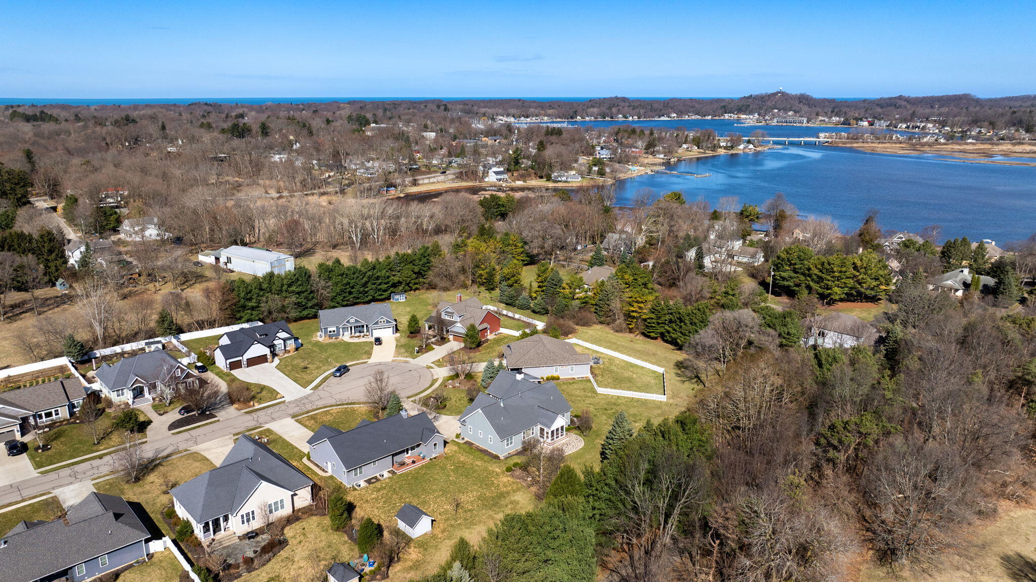 343 Parkside Lane