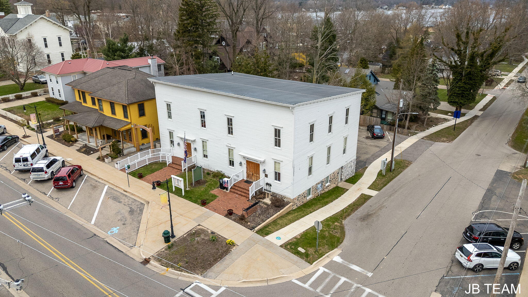 86 W Center Street