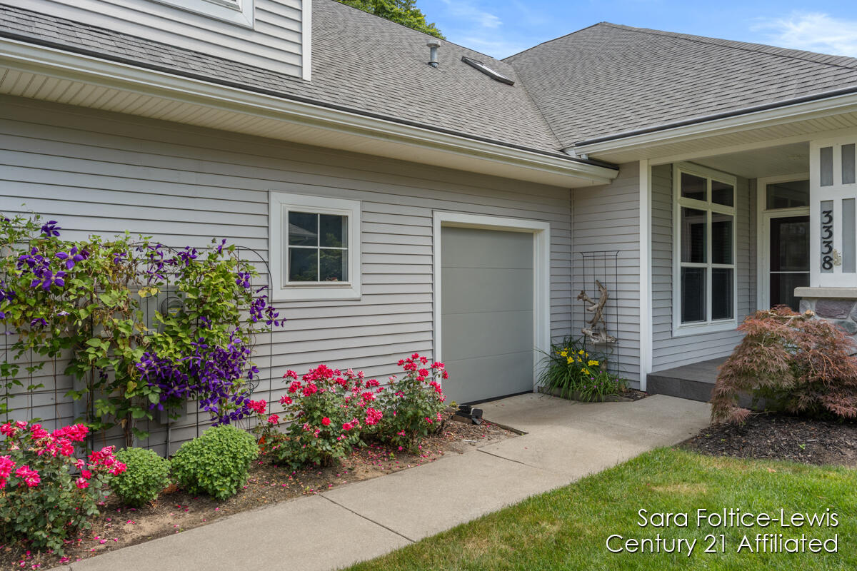 3338 Clearbrook Green