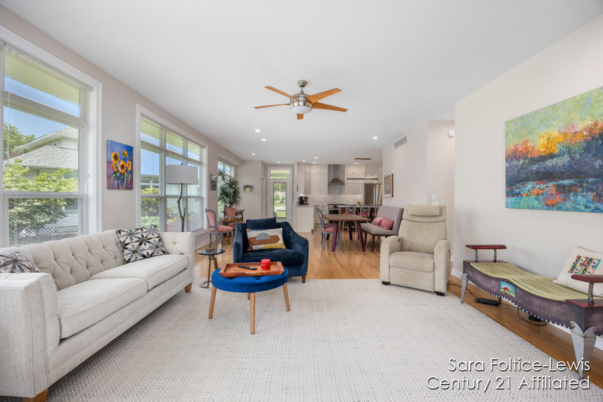 3338 Clearbrook Green