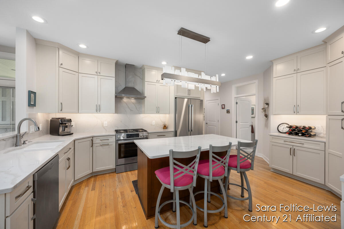 3338 Clearbrook Green