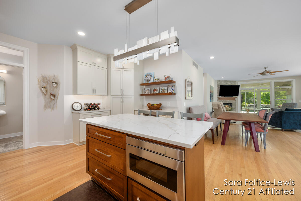 3338 Clearbrook Green