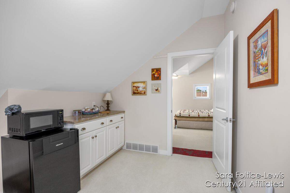 3338 Clearbrook Green