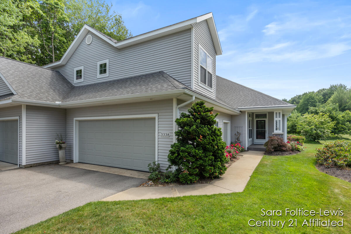 3338 Clearbrook Green