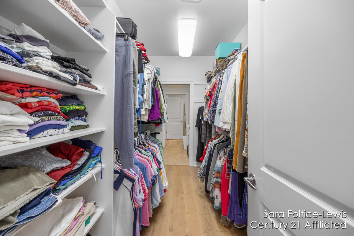 3338 Clearbrook Green
