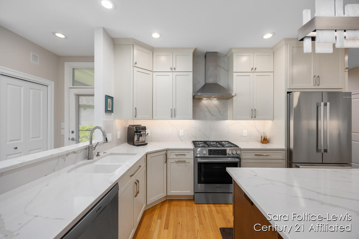 3338 Clearbrook Green