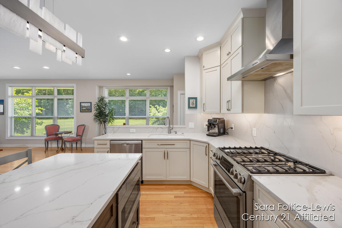 3338 Clearbrook Green