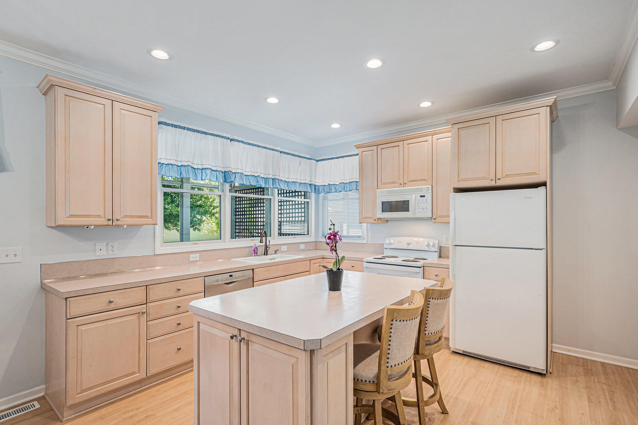 424 Summer Grove Drive