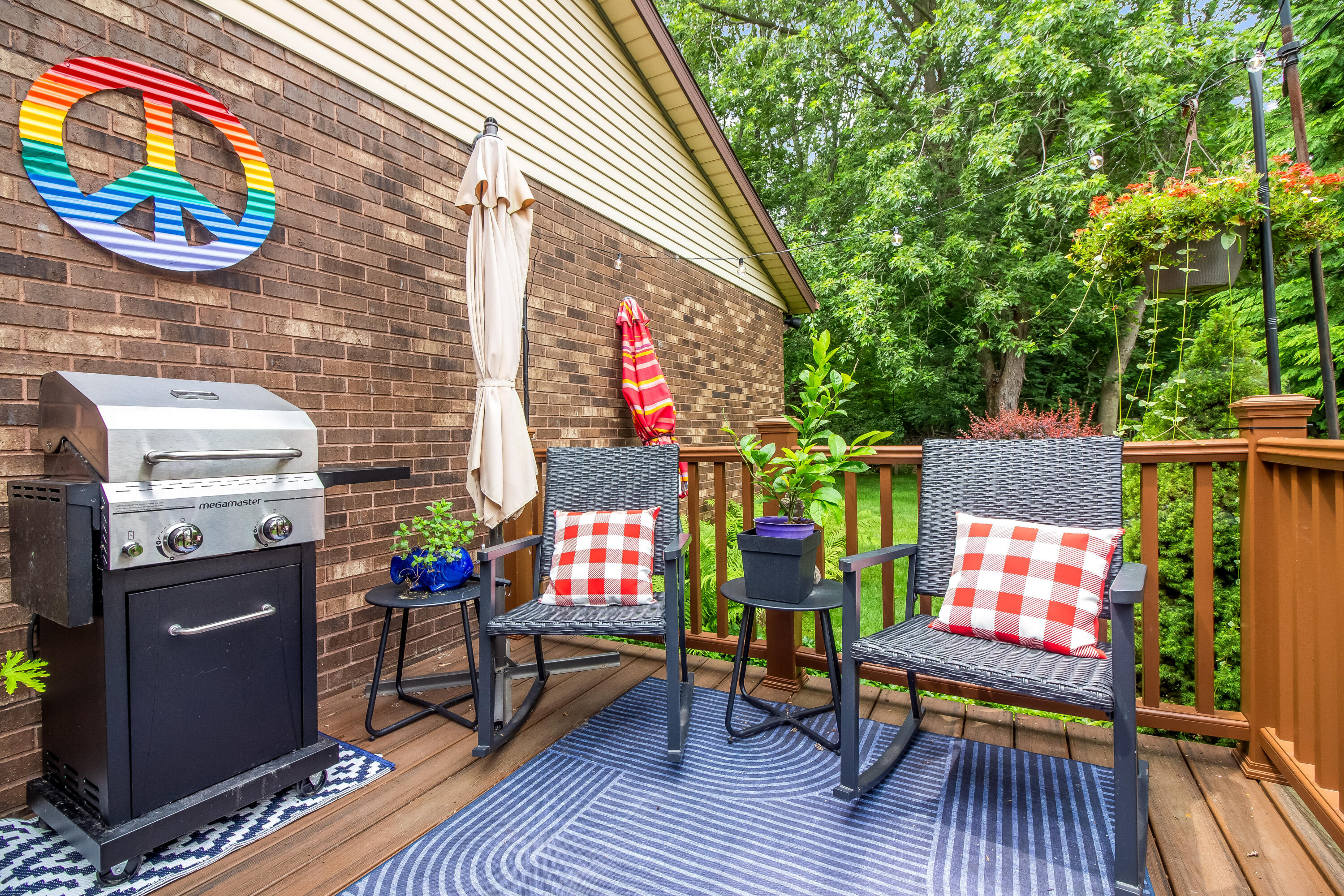 476 Amity Street 18