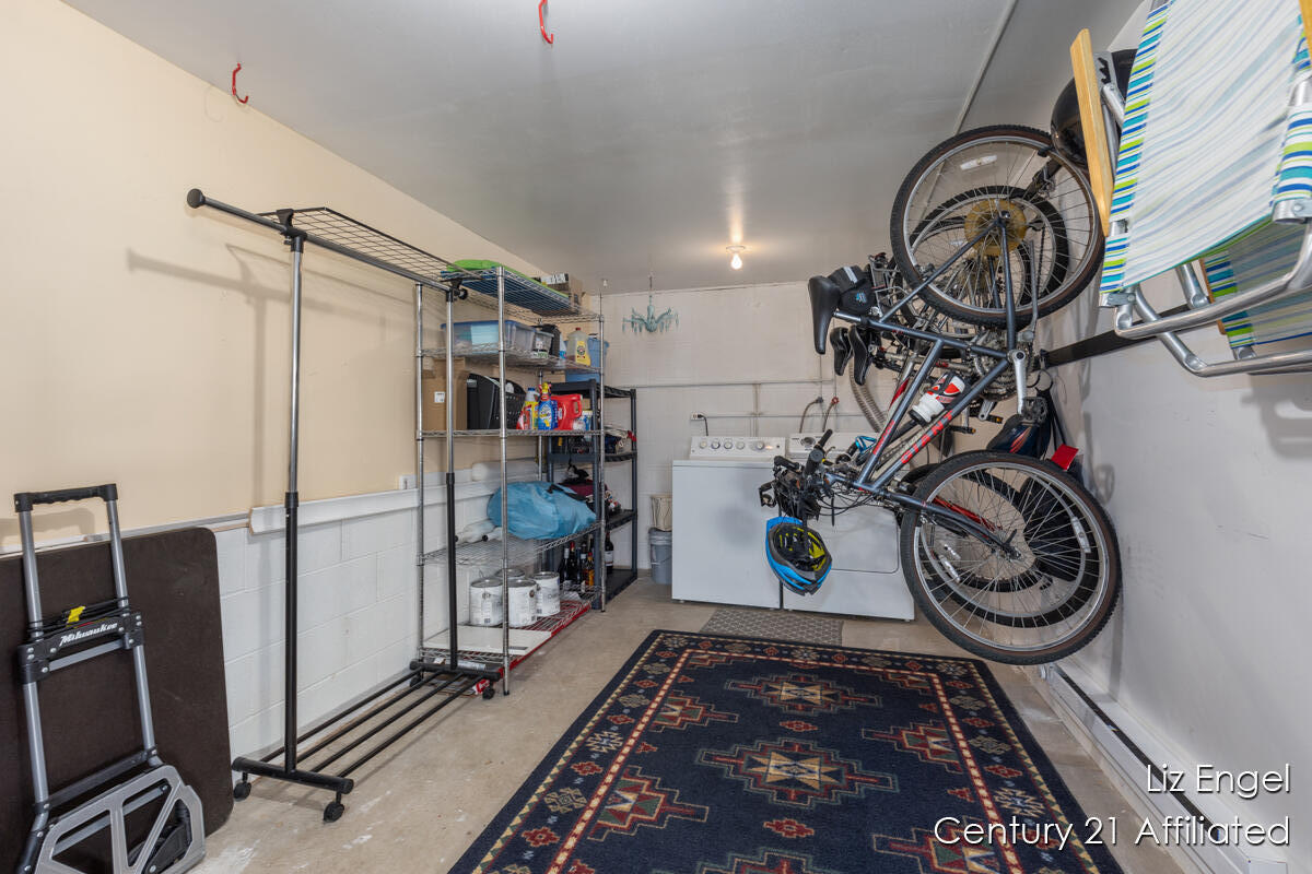 64 Griffith Street 1