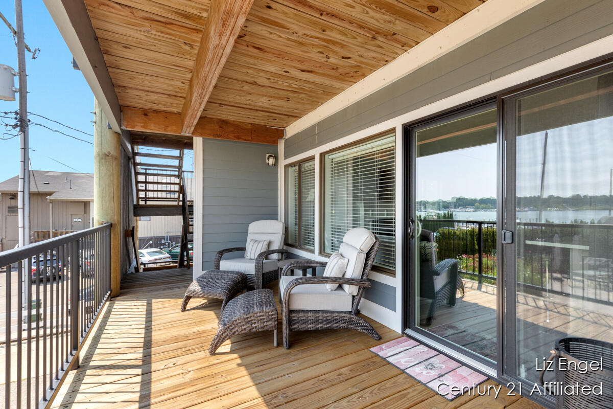 64 Griffith Street 1