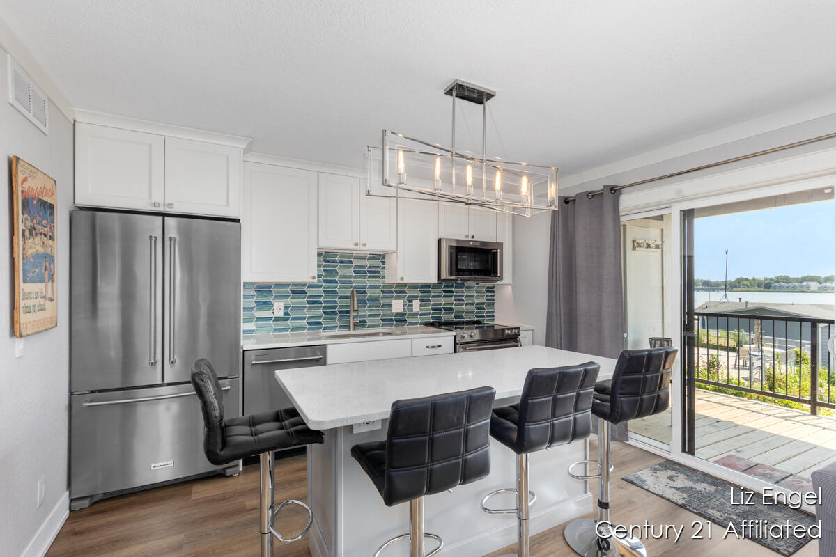 64 Griffith Street 1