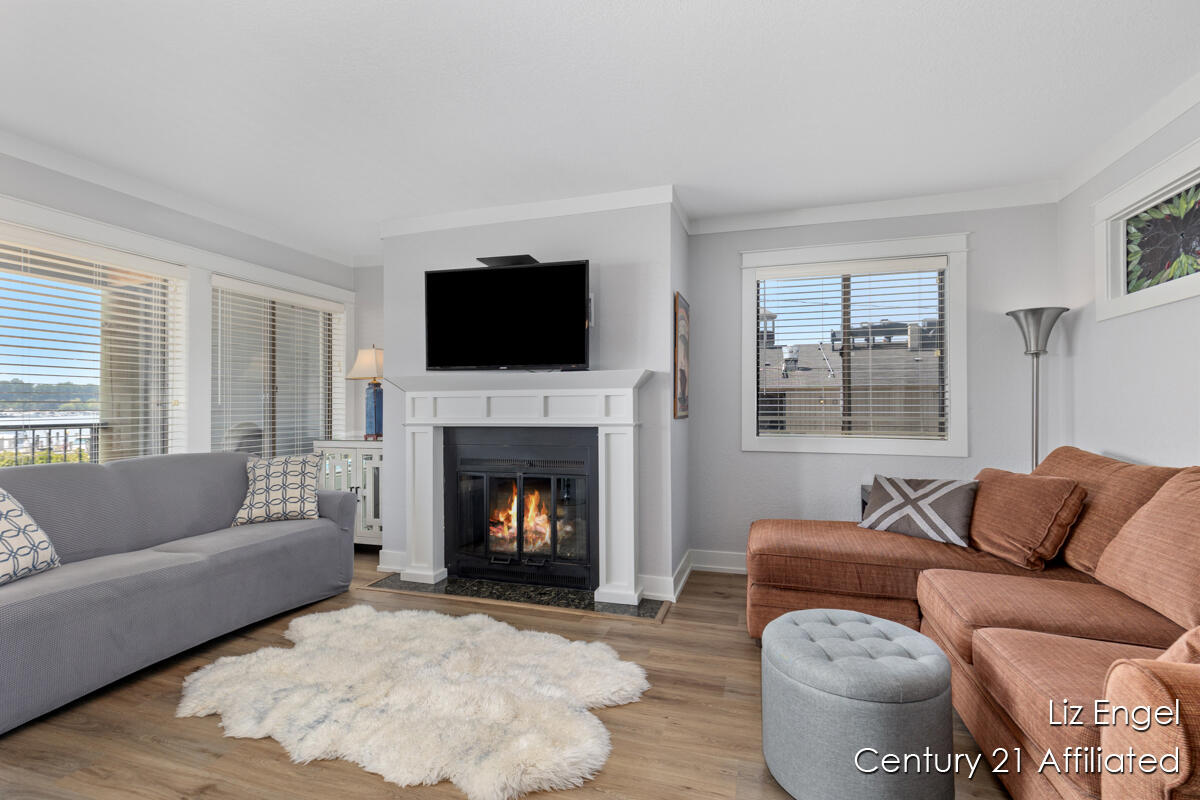 64 Griffith Street 1
