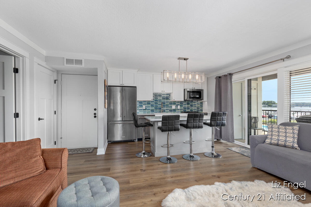 64 Griffith Street 1