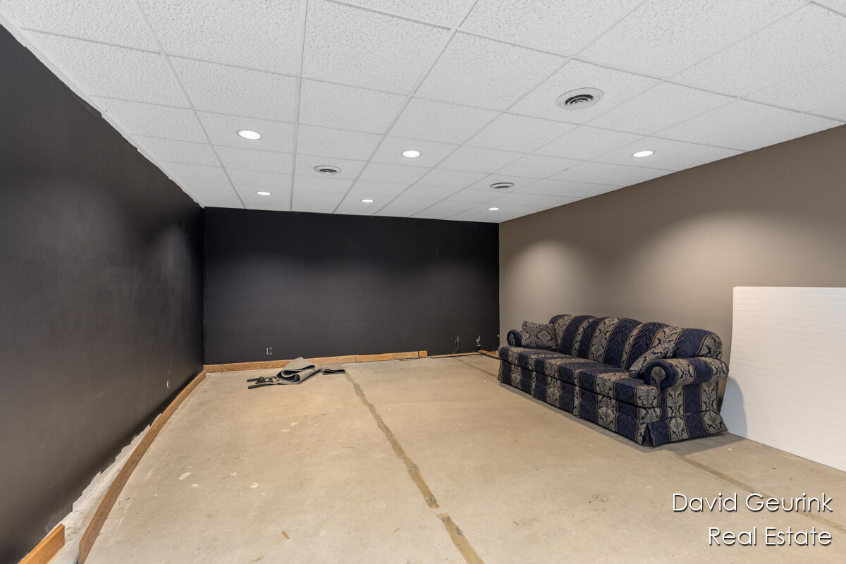 2425 58th Street