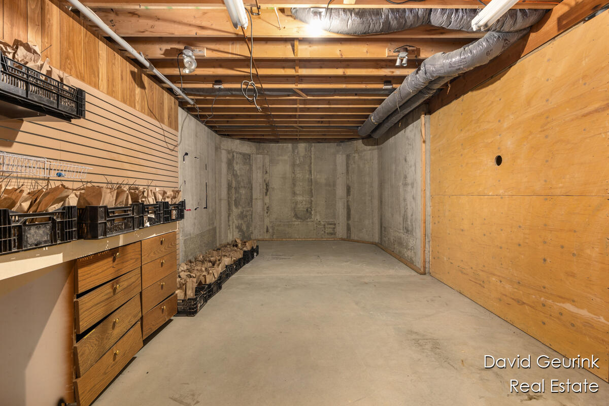 2425 58th Street