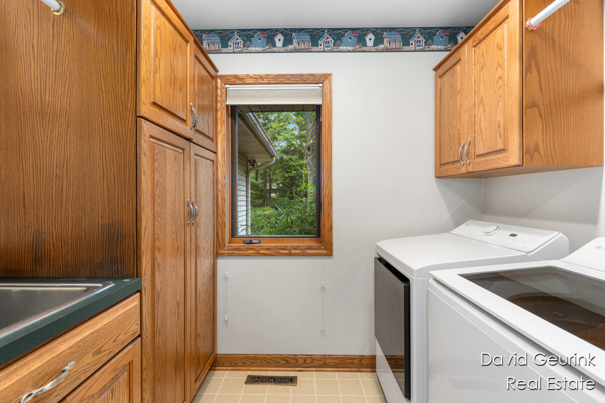 2425 58th Street