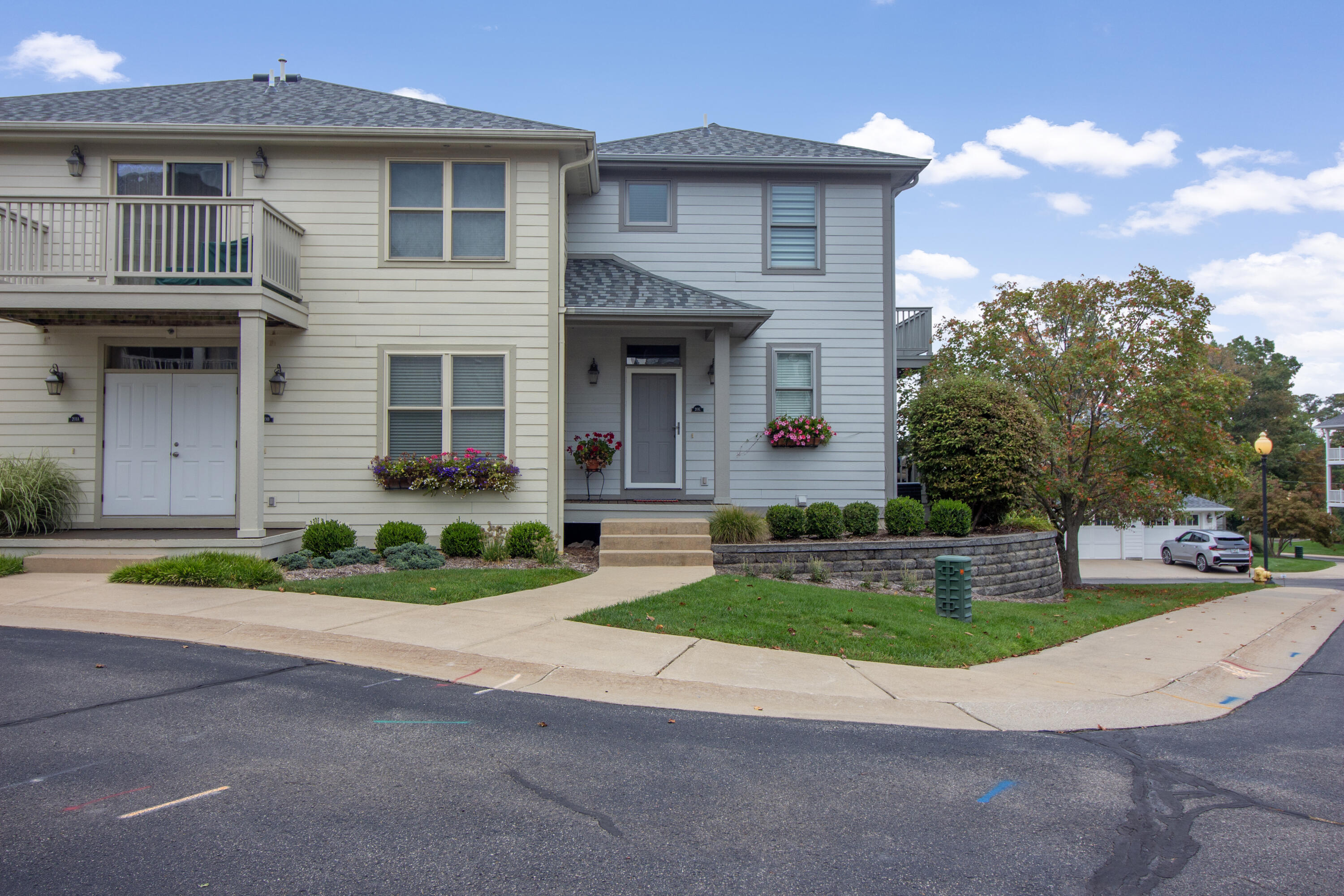 201 Garden Terrace Terrace 16