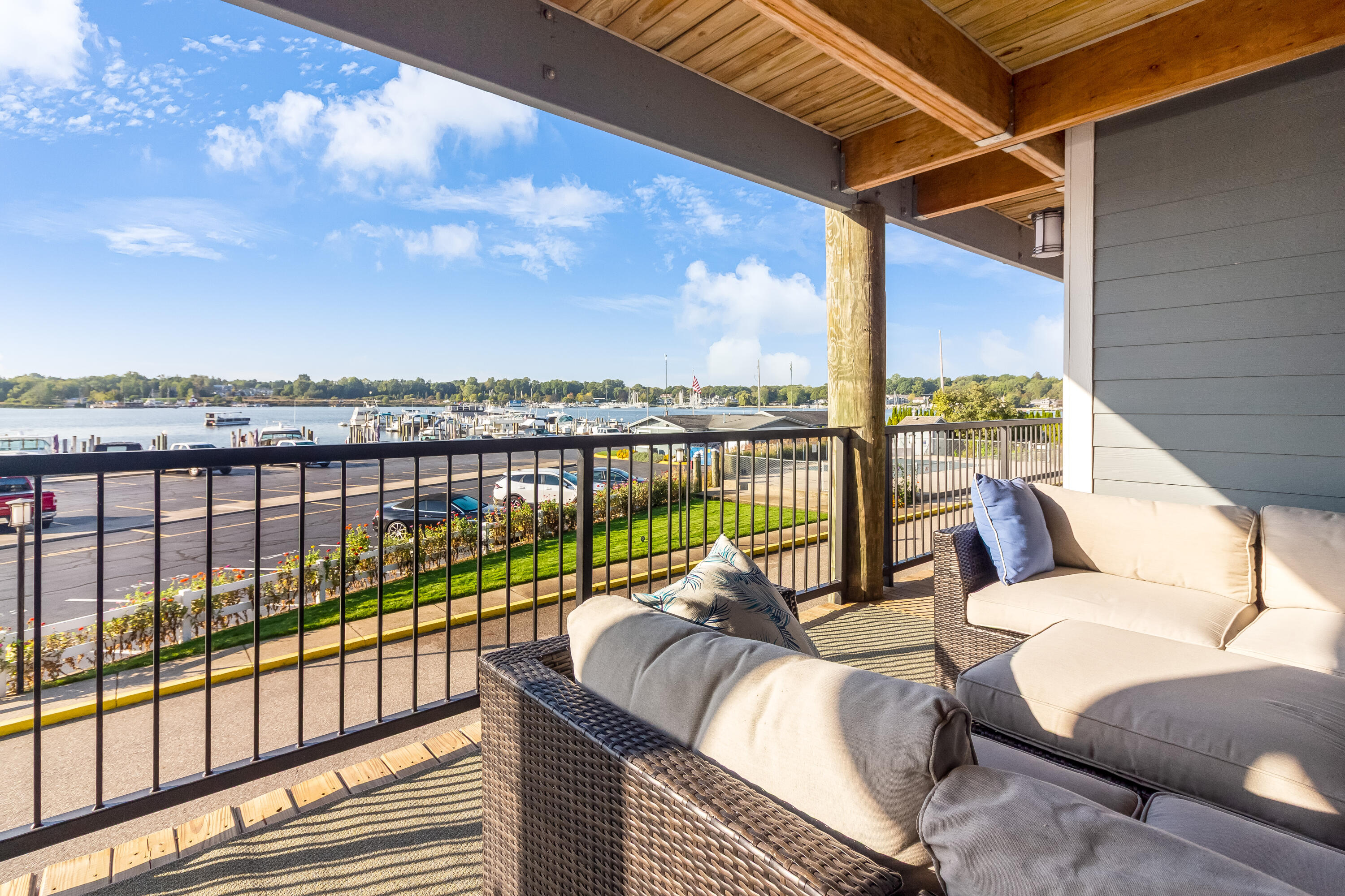 64 Griffith Street Street 17