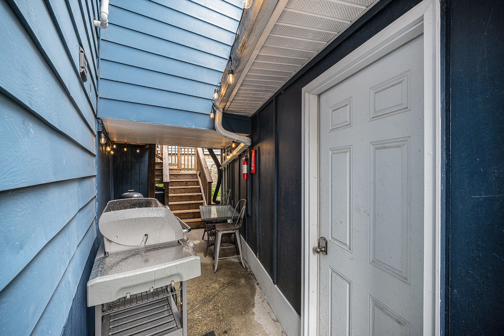 211 Wells Street