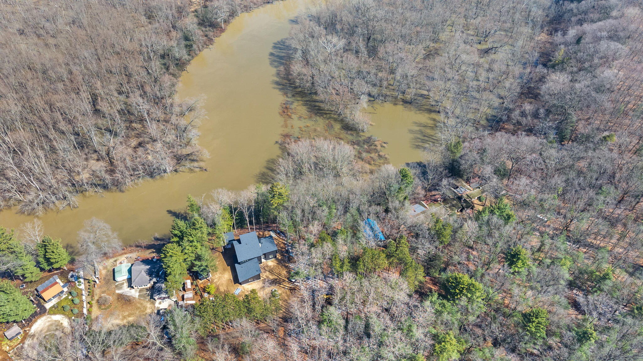 3101 River Bend Trail