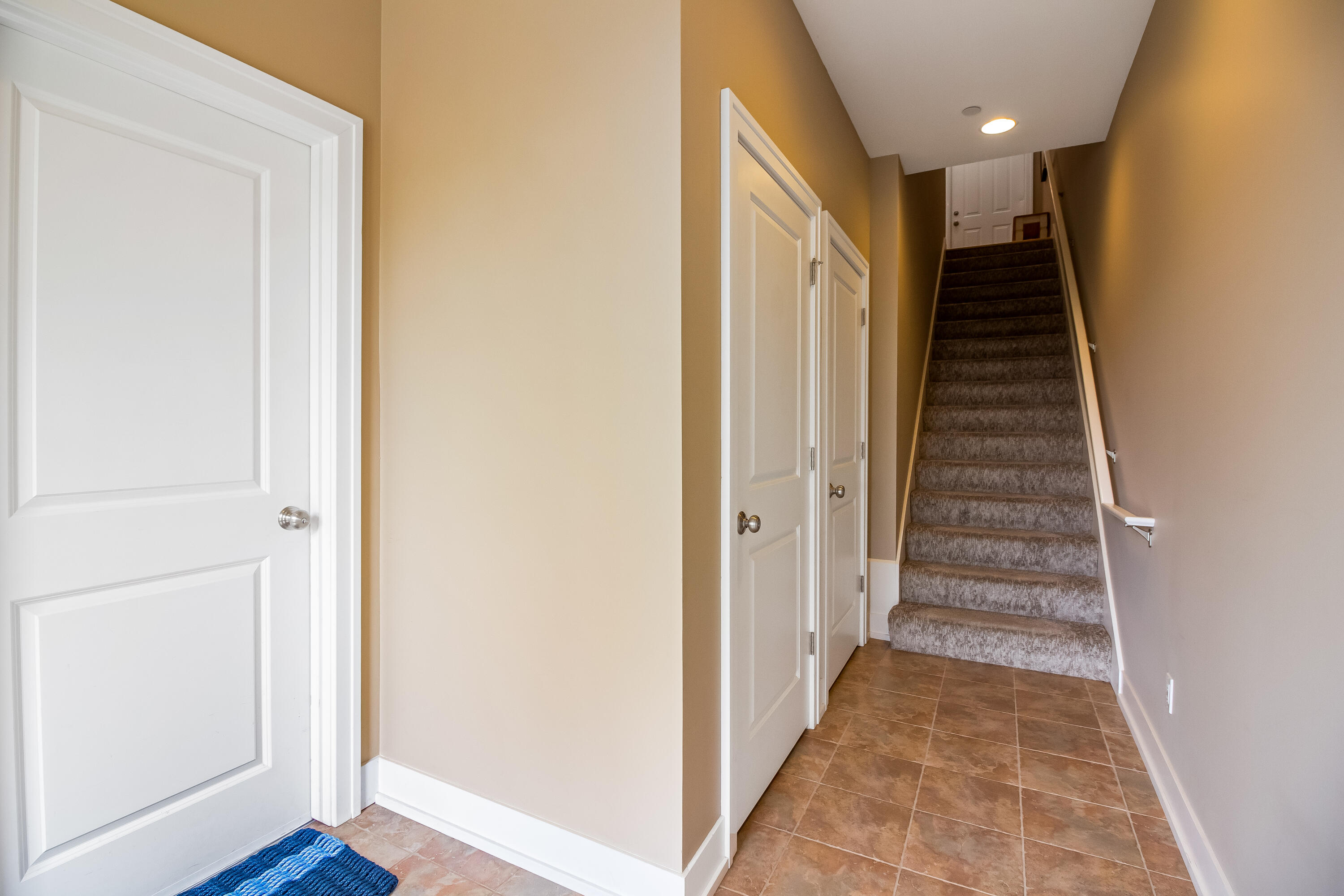 211 Garden Terrace D