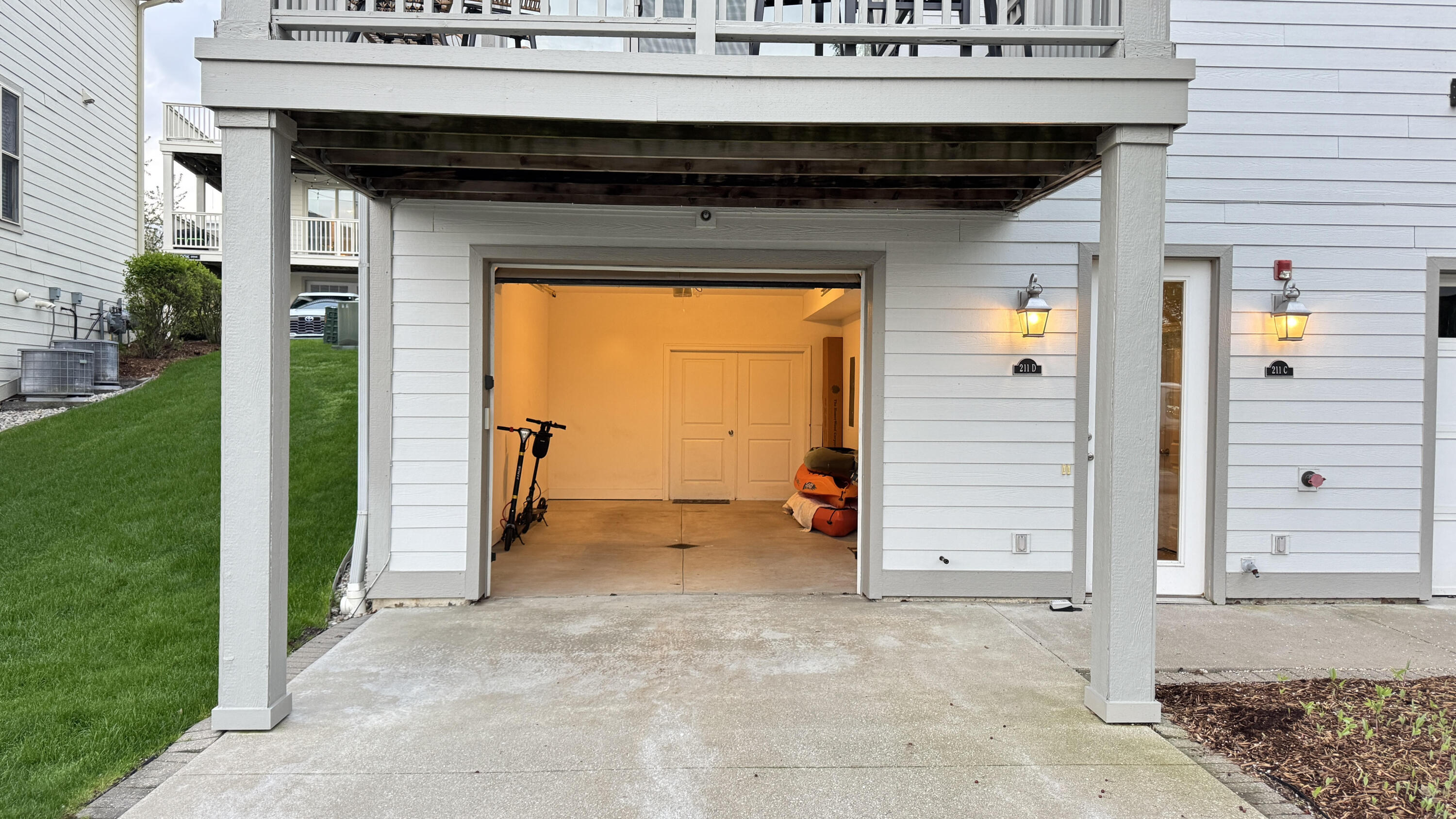 211 Garden Terrace D