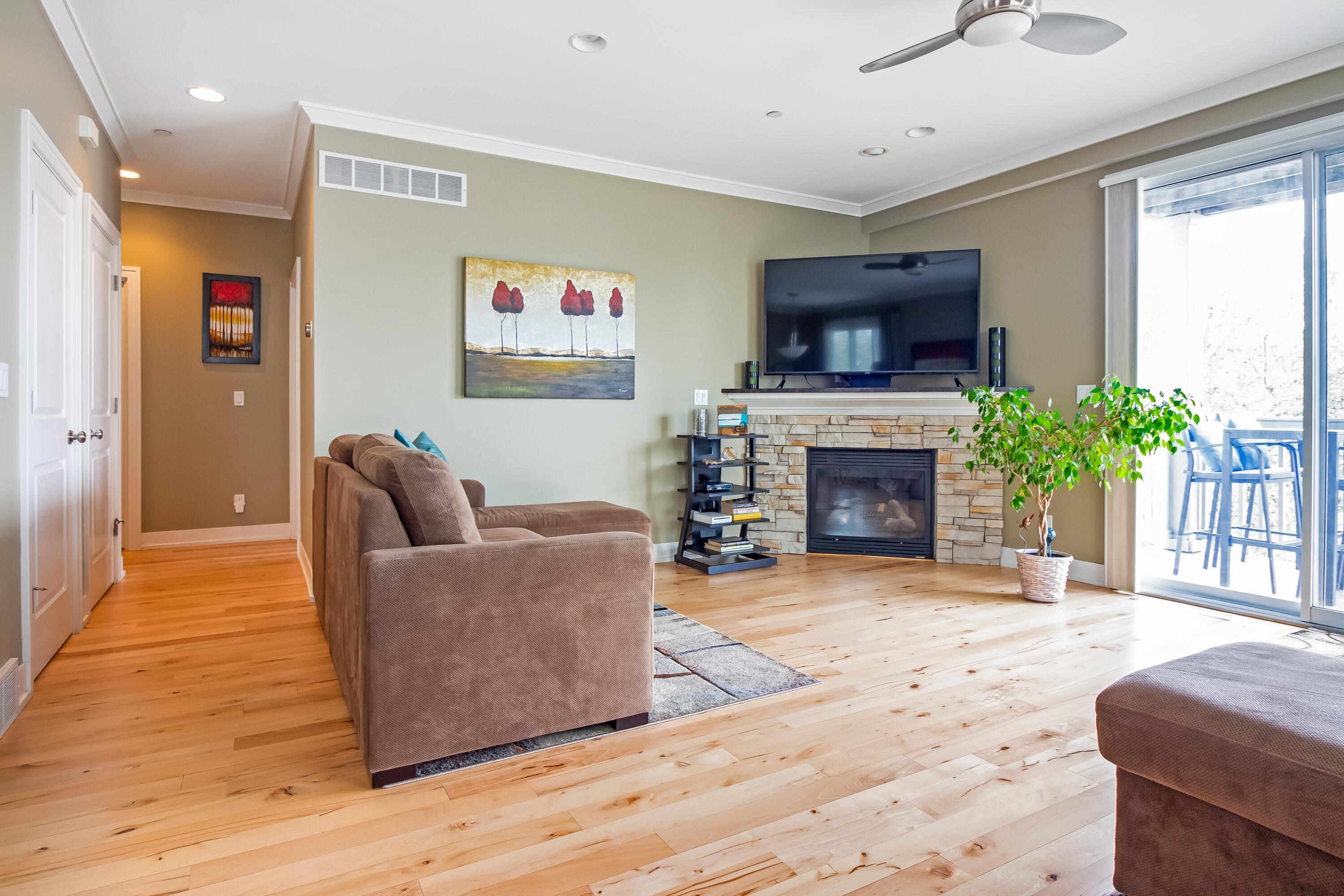 211 Garden Terrace D