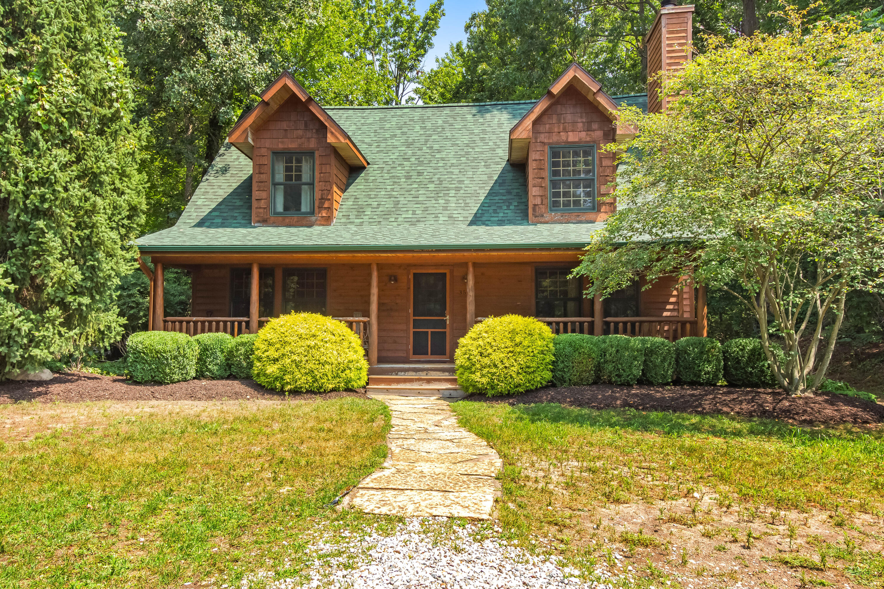3561 Kingfisher Cove Drive 1