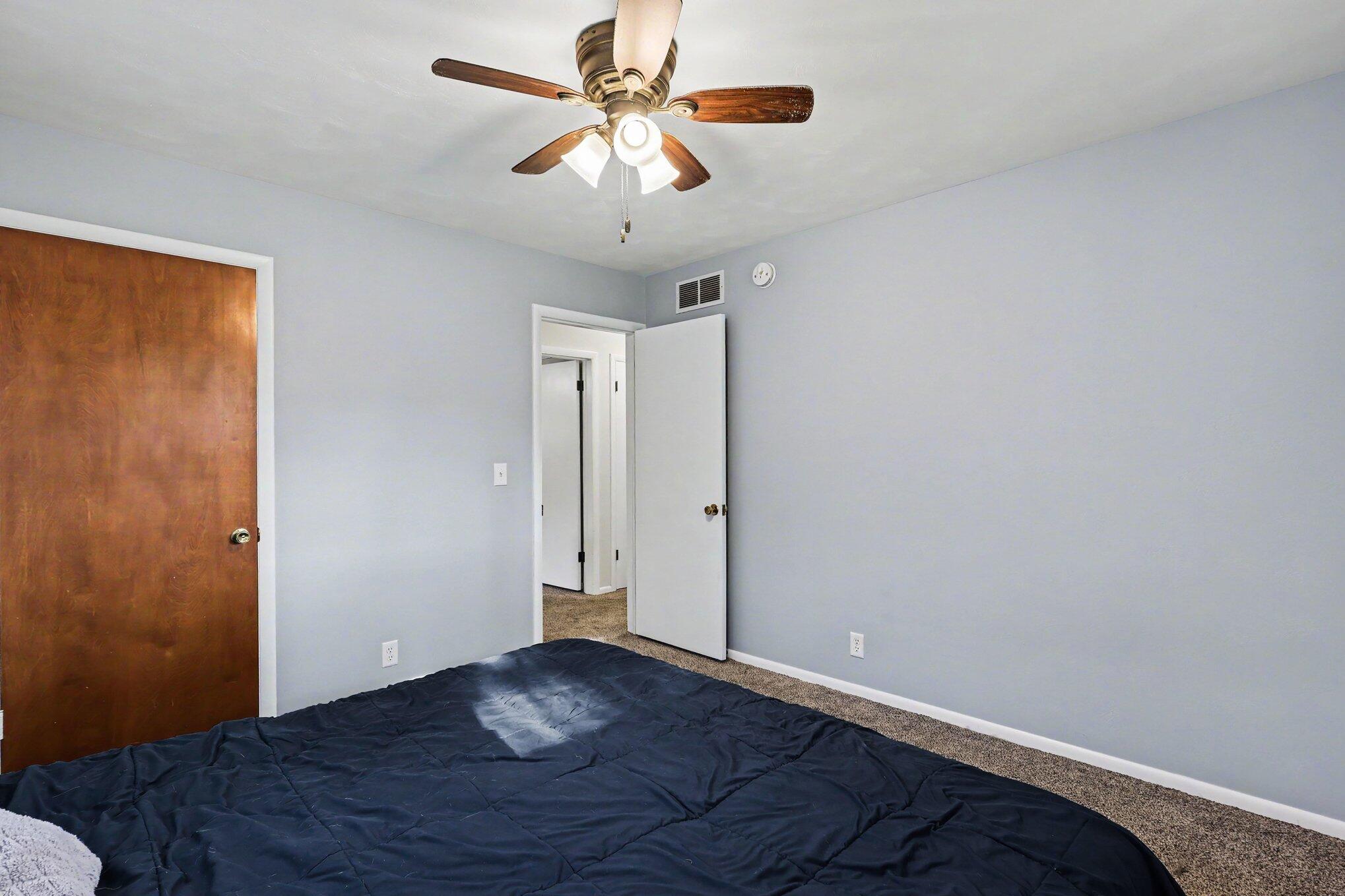997 Colonial Court