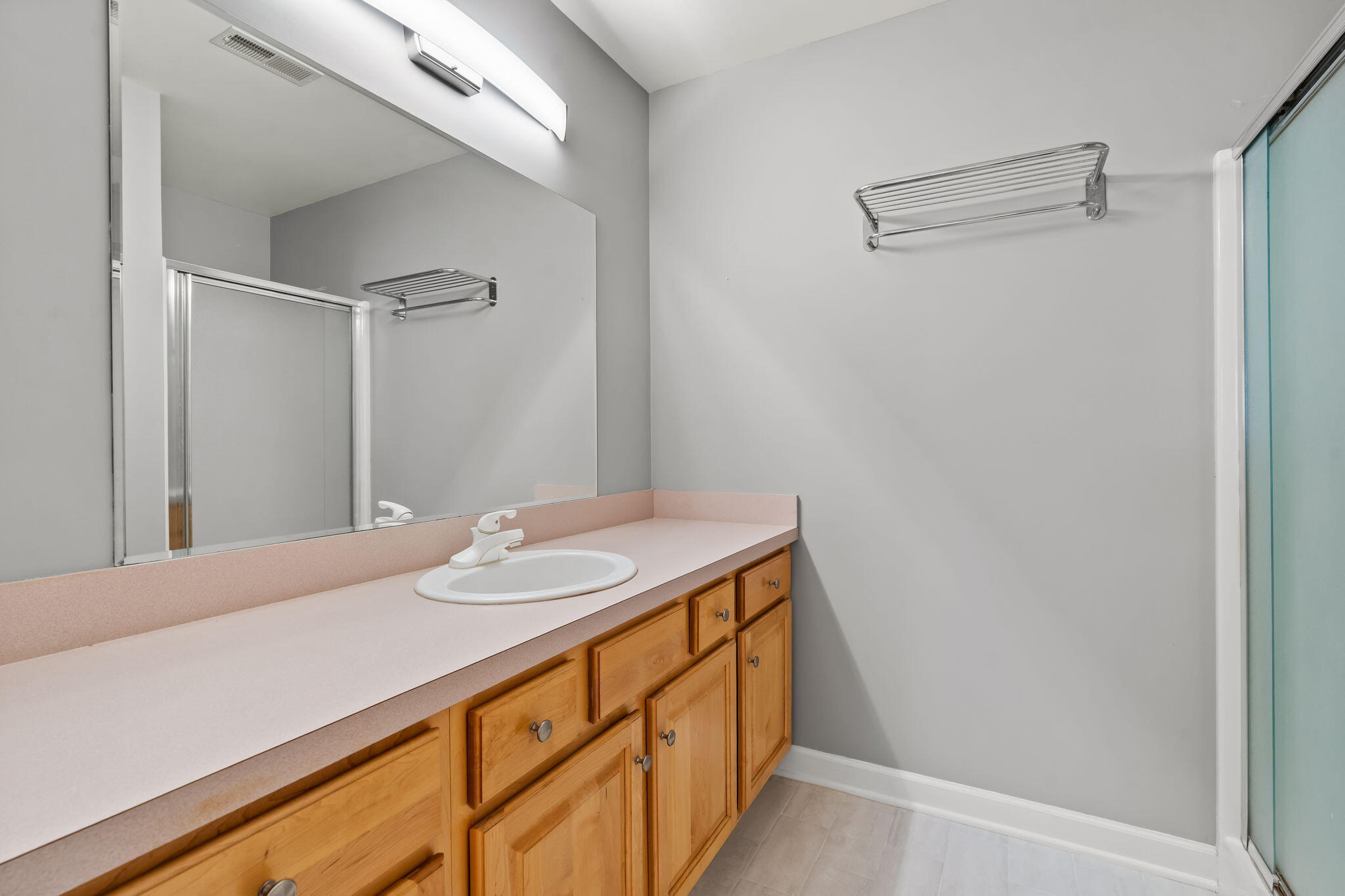 458 Amity Street 24