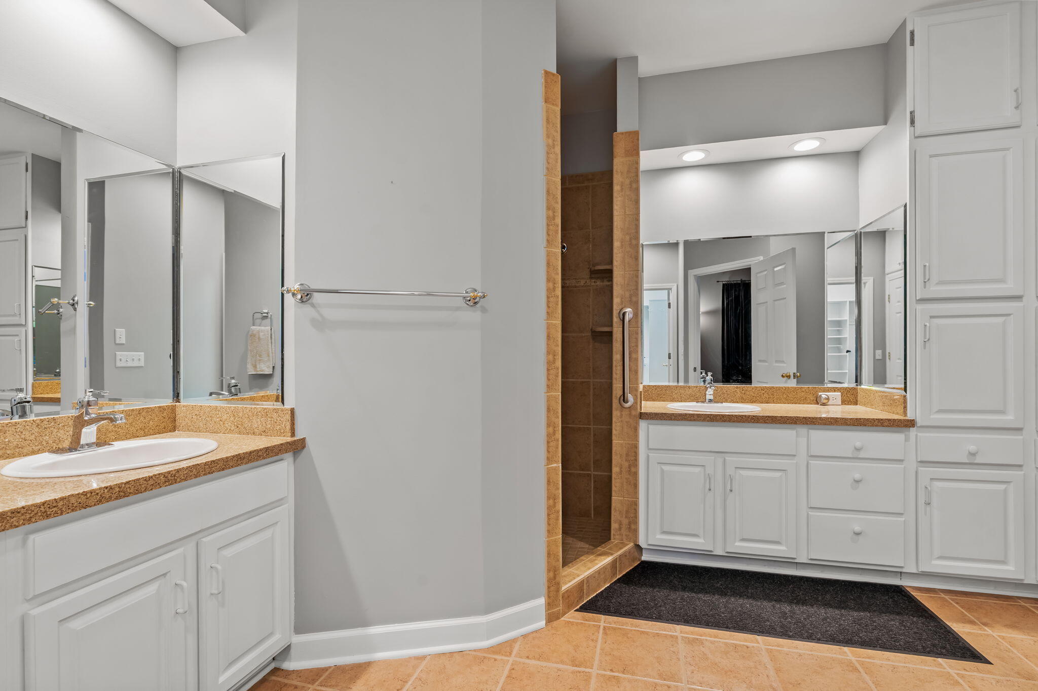 458 Amity Street 24