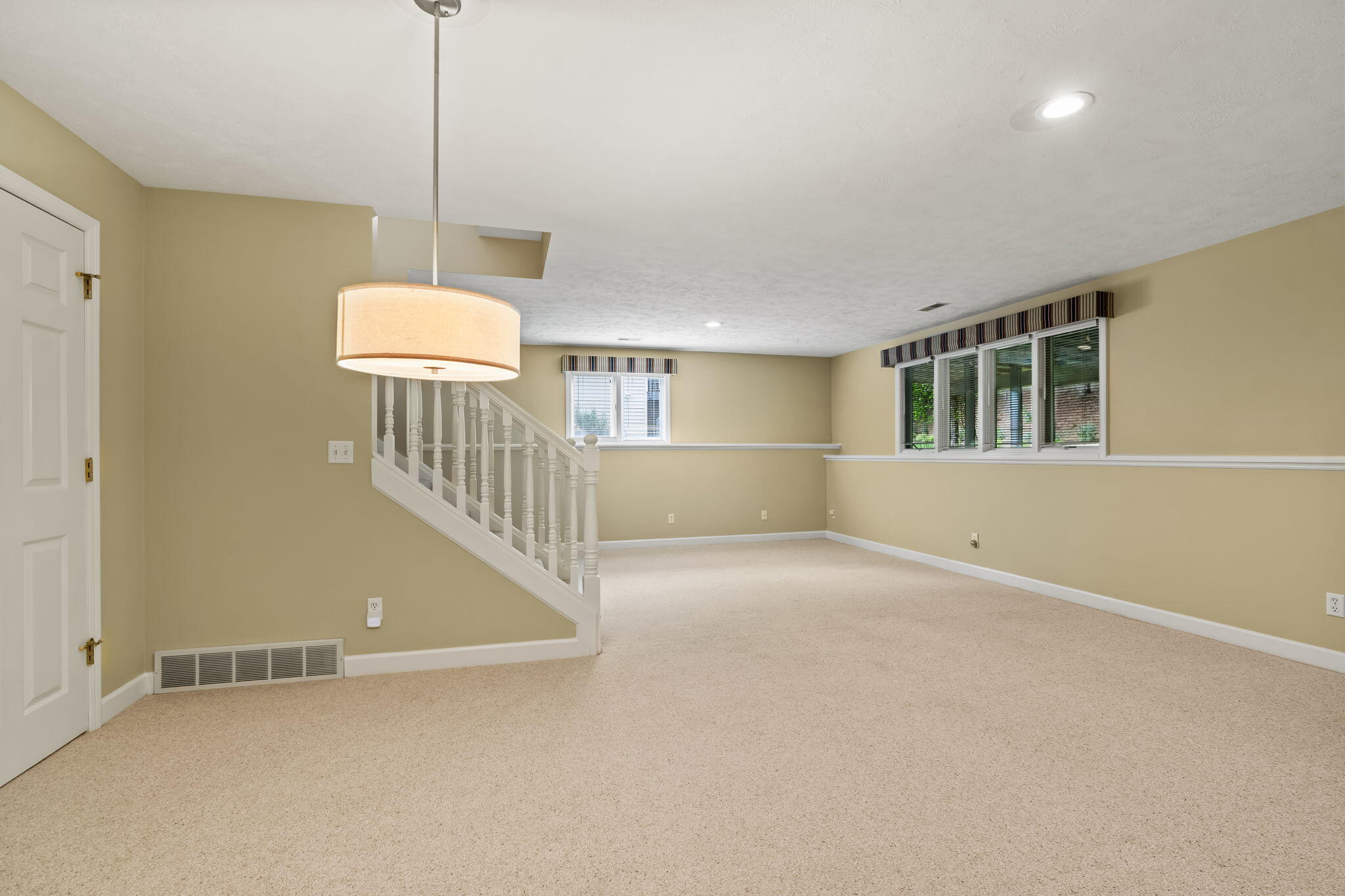 458 Amity Street 24