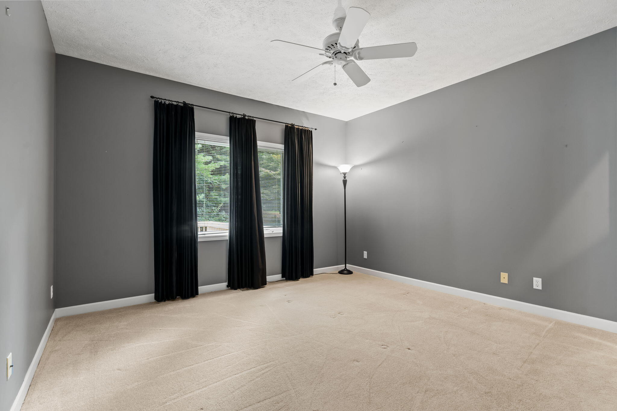 458 Amity Street 24