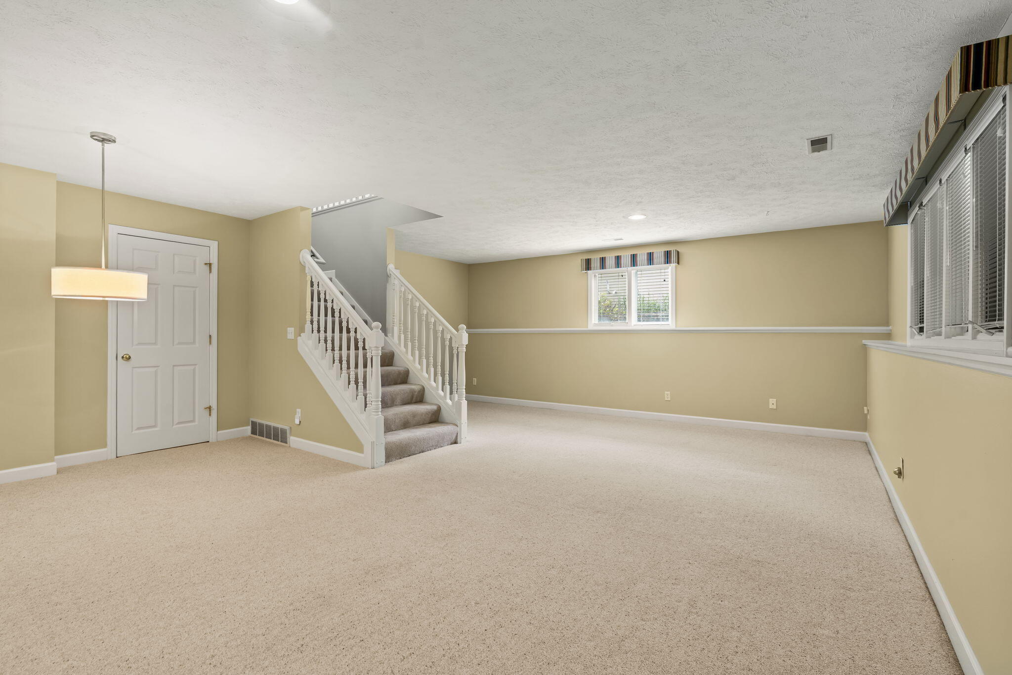 458 Amity Street 24