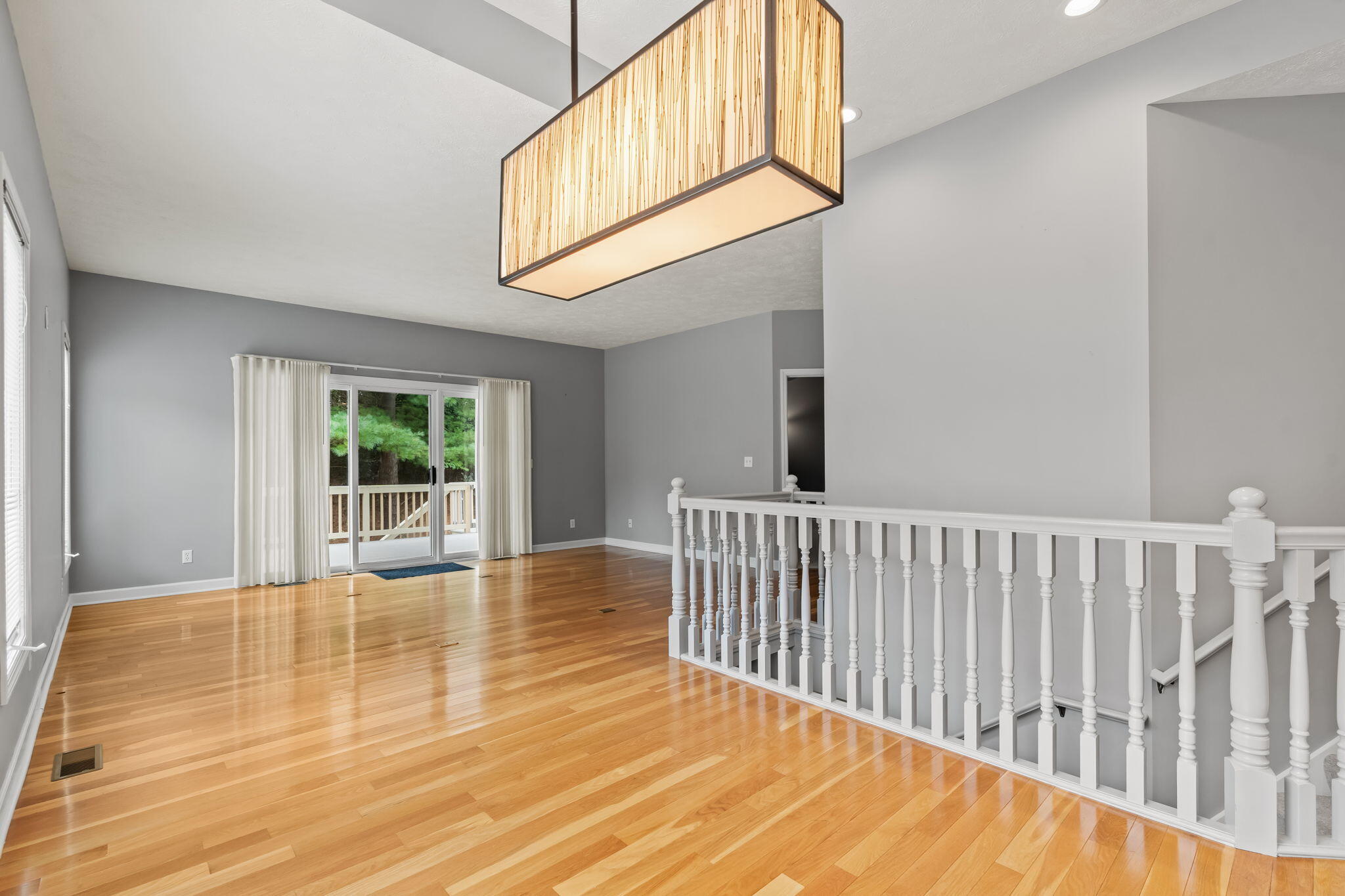 458 Amity Street 24