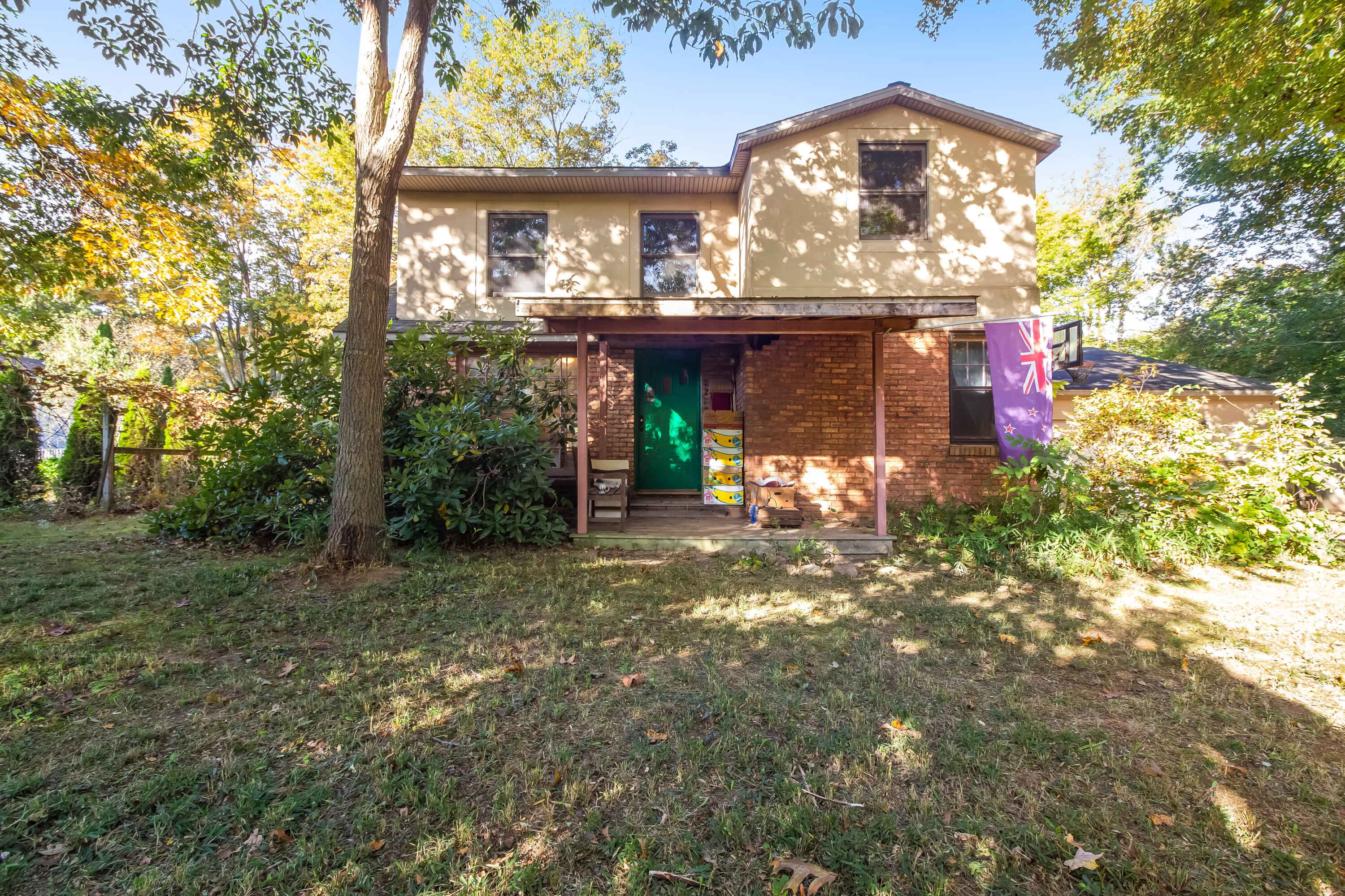 360 N Maple Street
