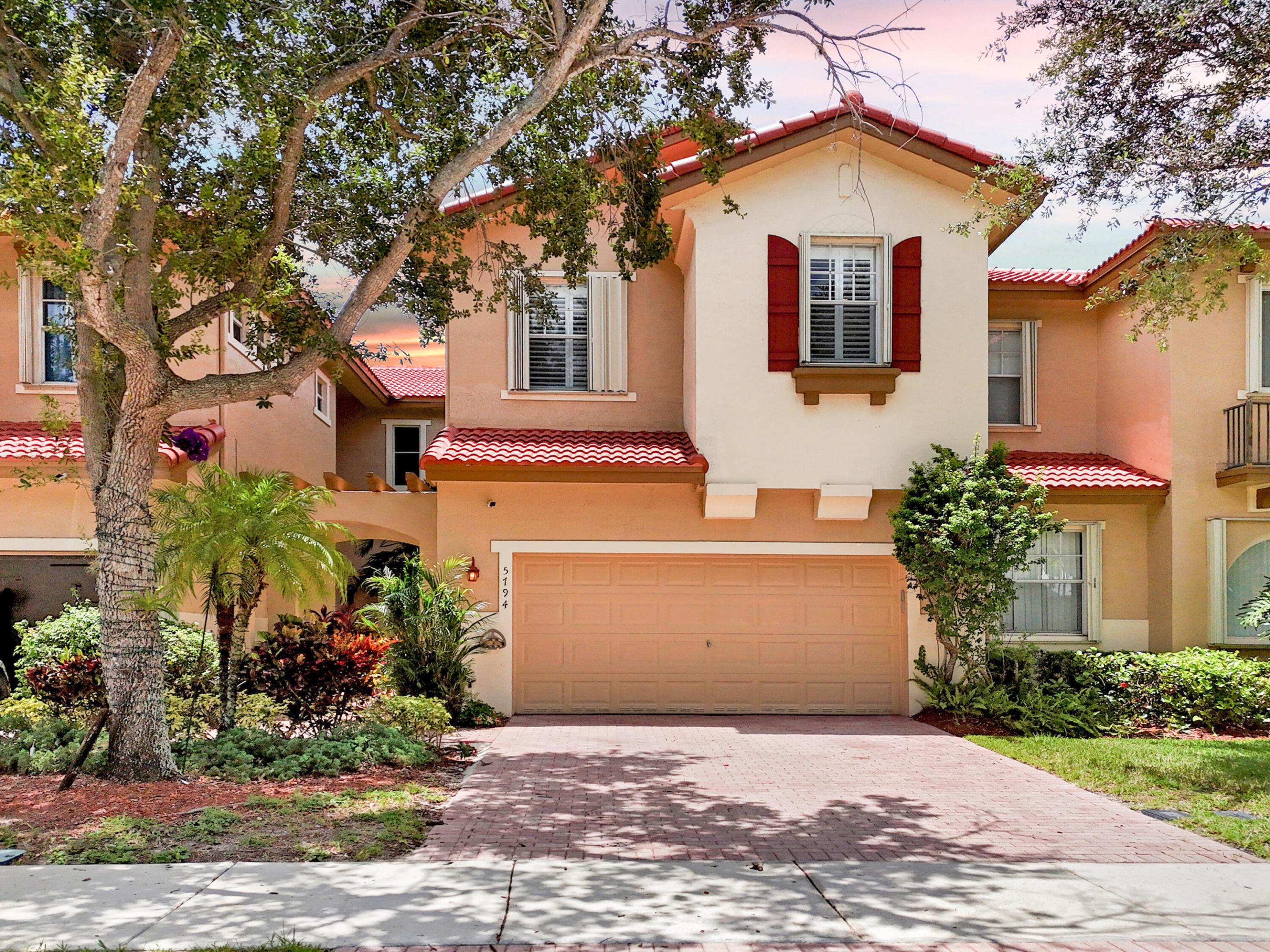 5794 NW 119TH Terrace