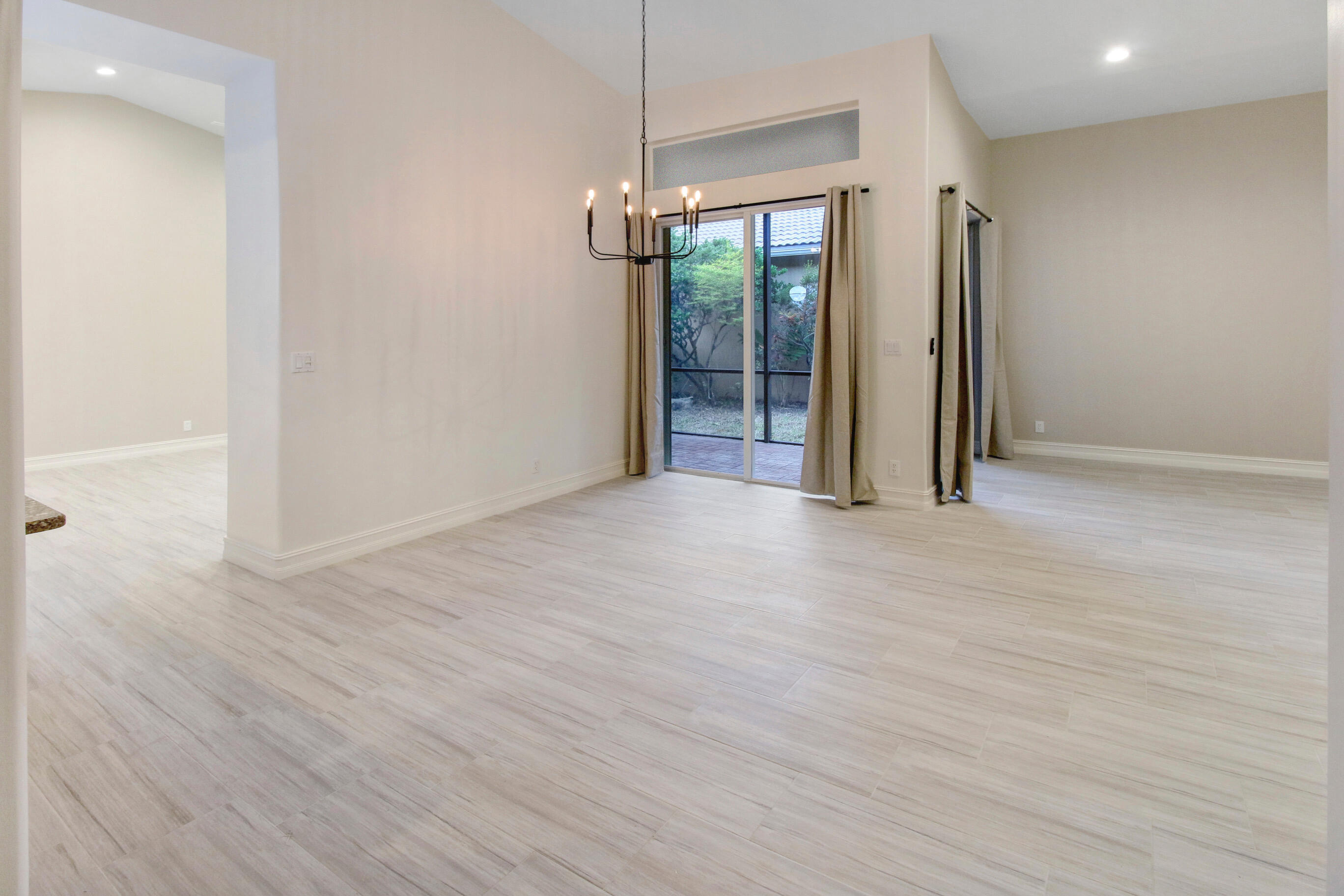 5840 NW 122nd Terrace