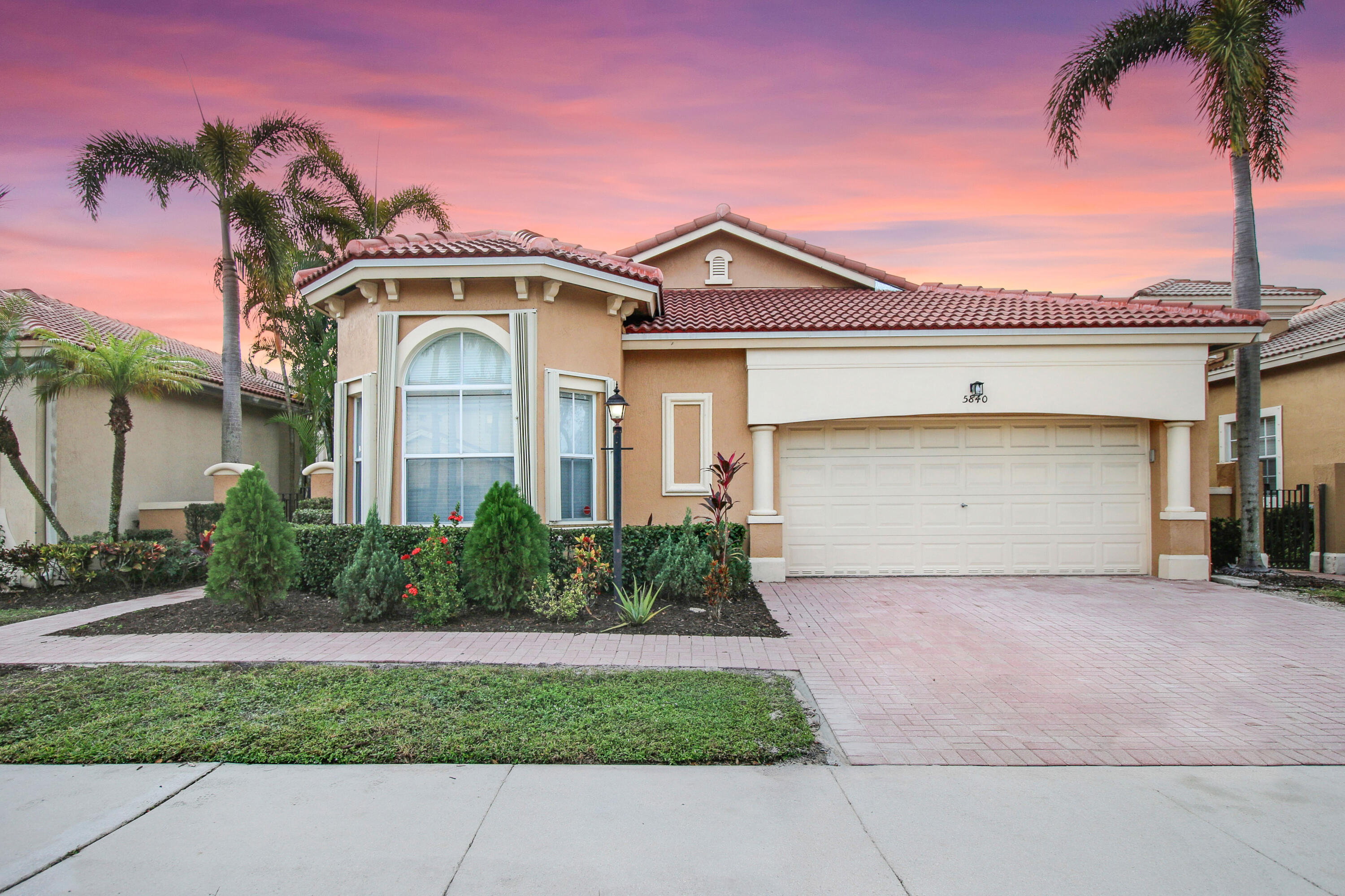 5840 NW 122nd Terrace