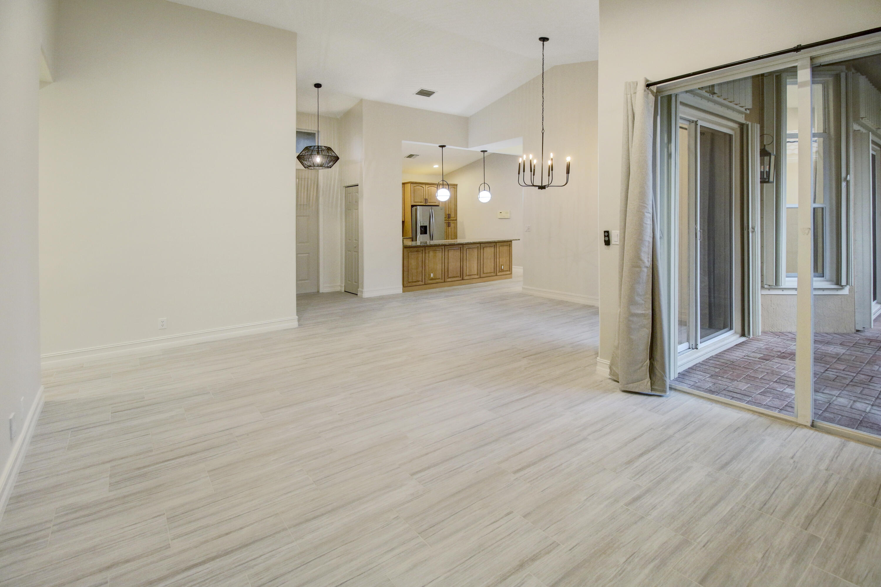 5840 NW 122nd Terrace