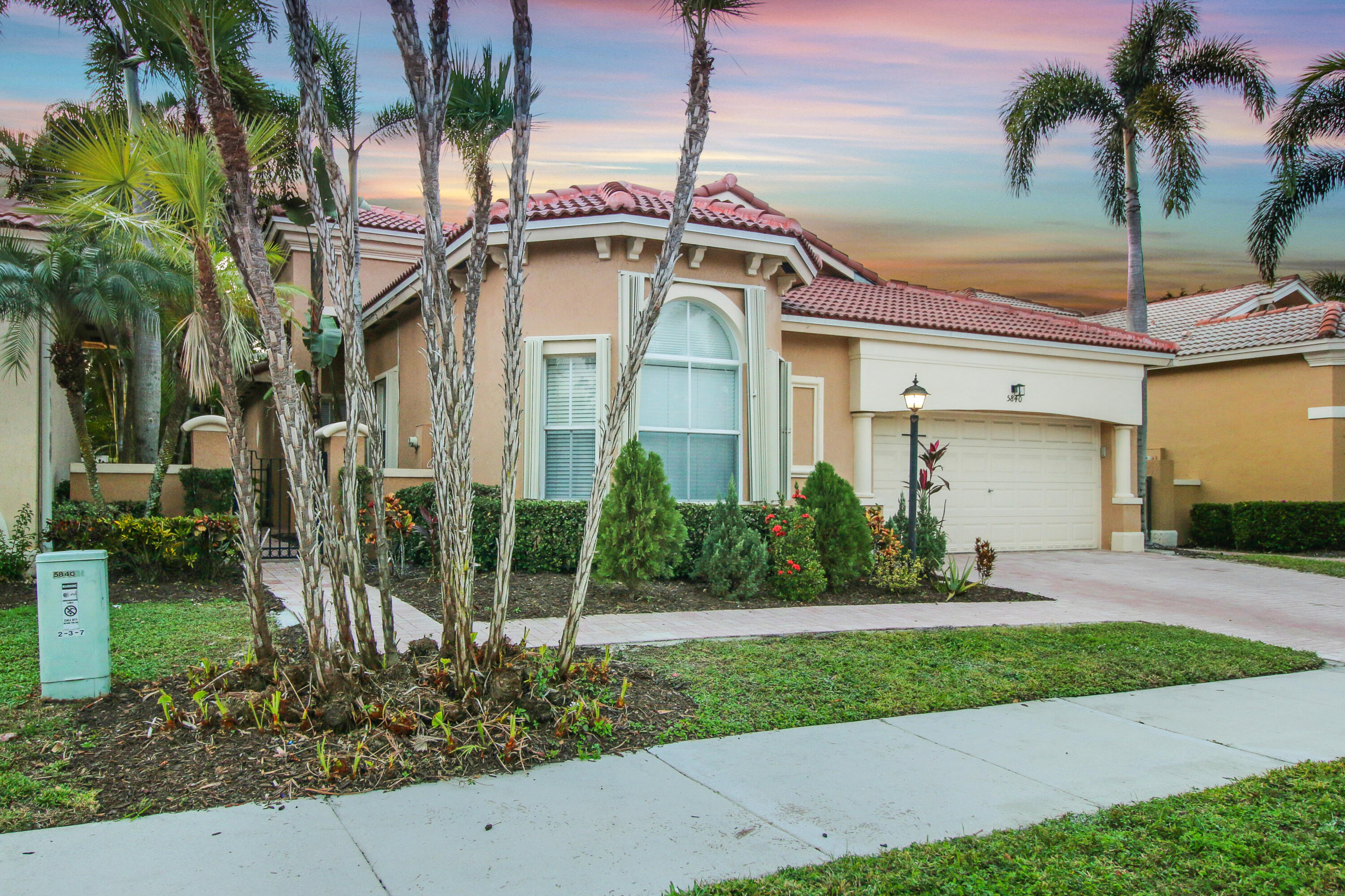 5840 NW 122nd Terrace