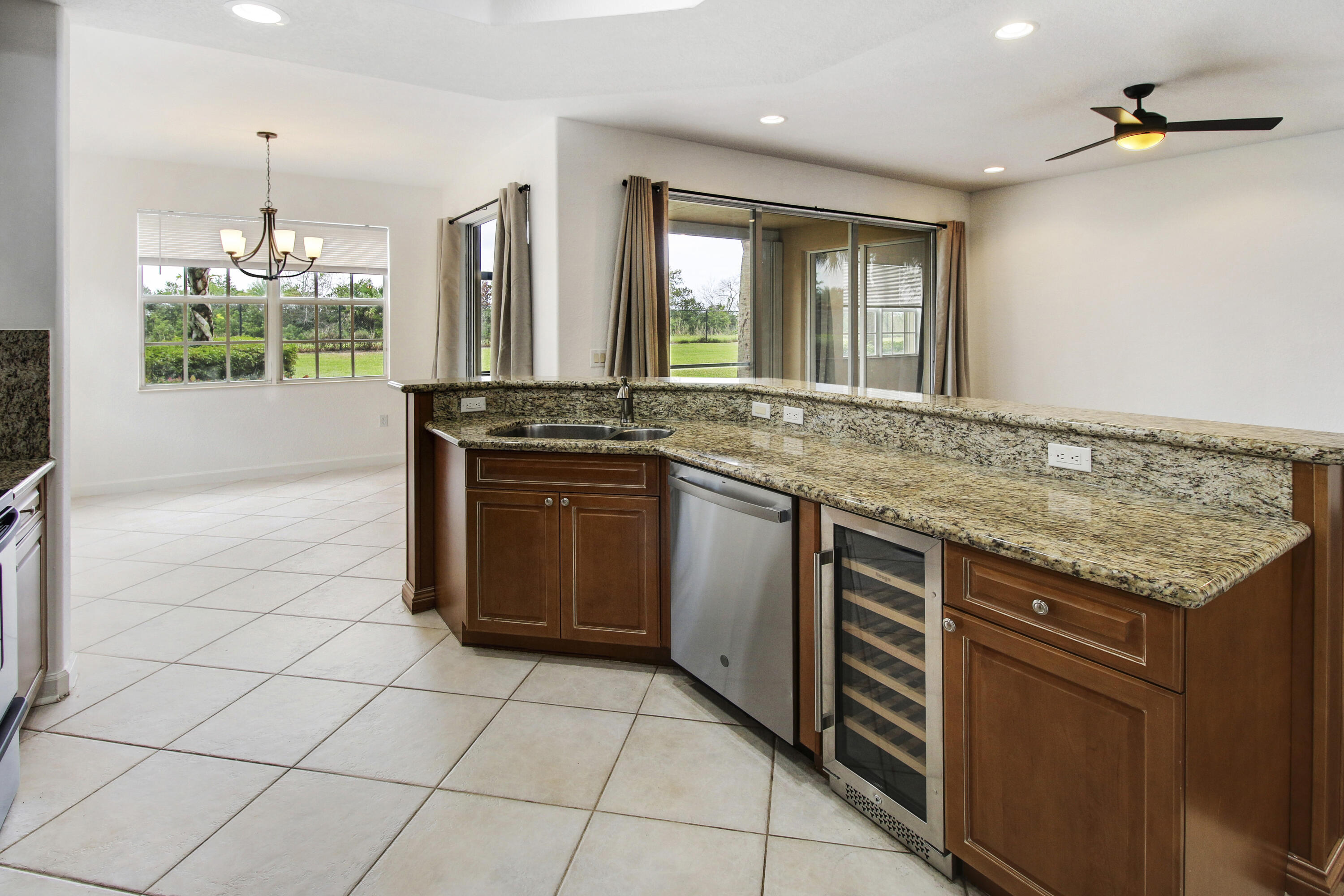 8001 NW 128th Lane Unit: 14-A