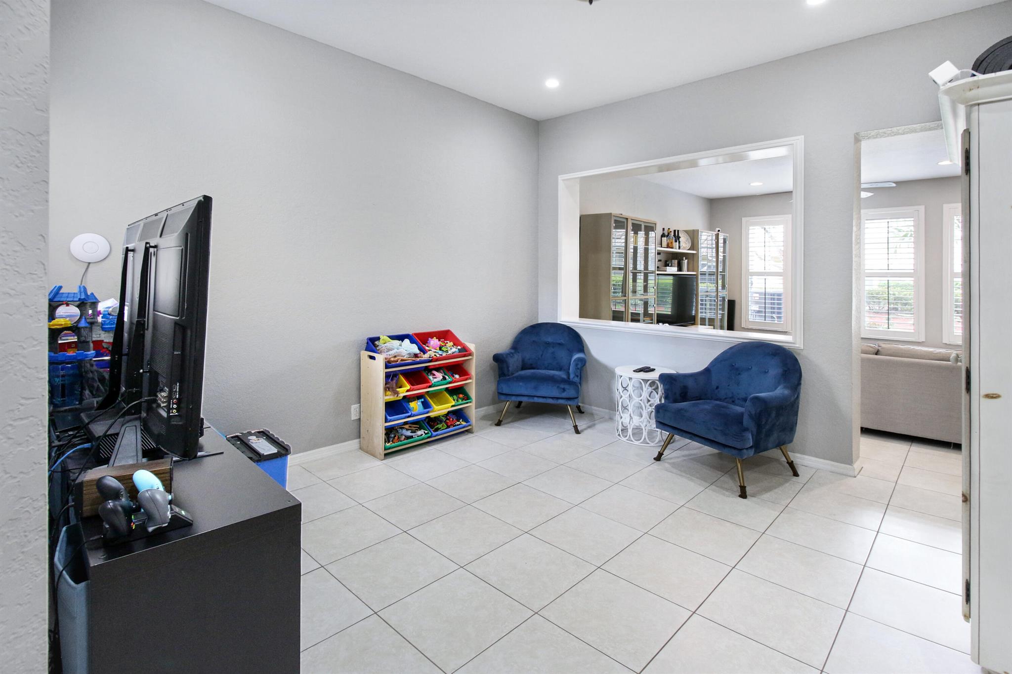 5762 NW 119th Drive