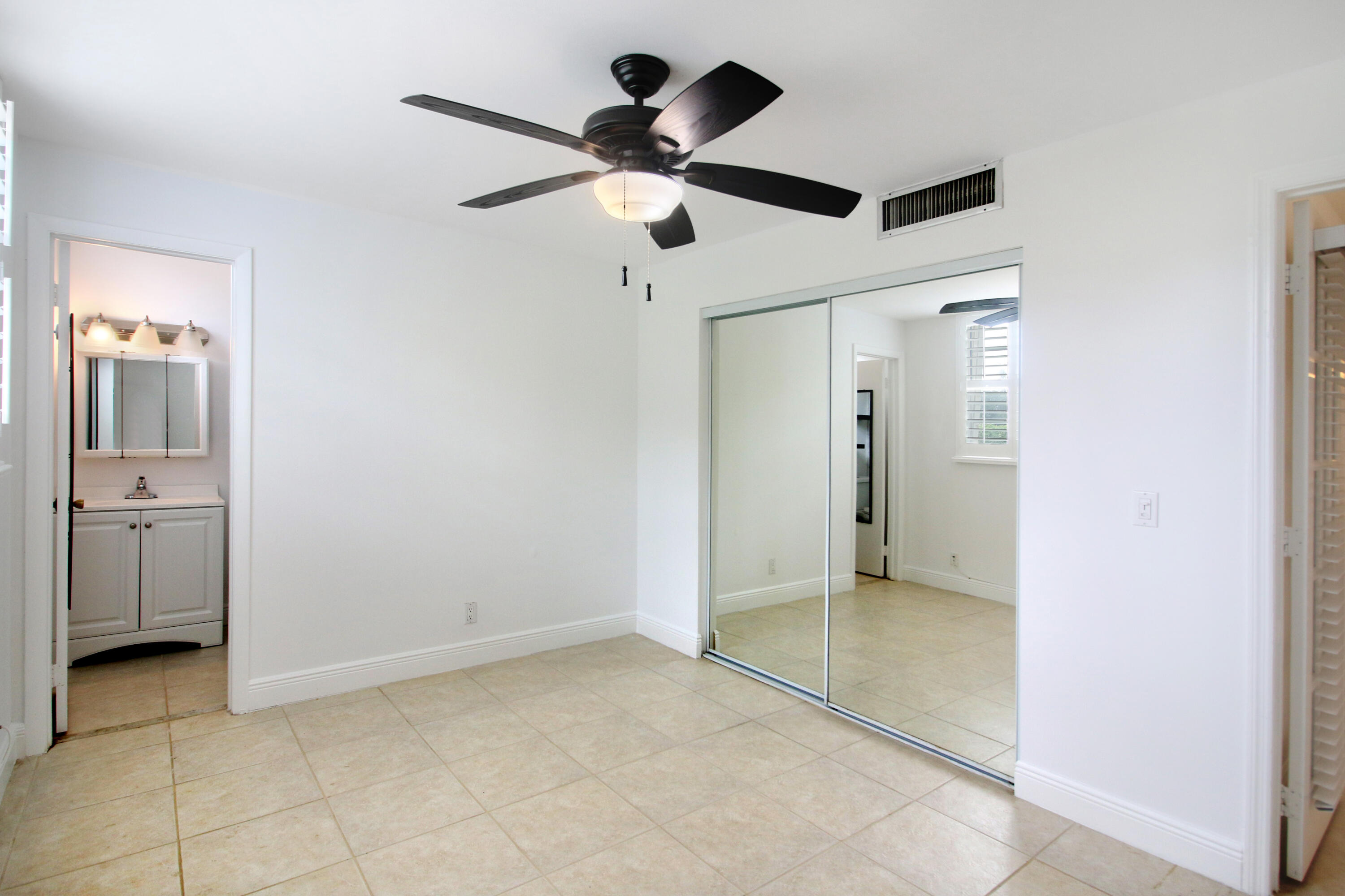 5700 NW 2nd Avenue 107